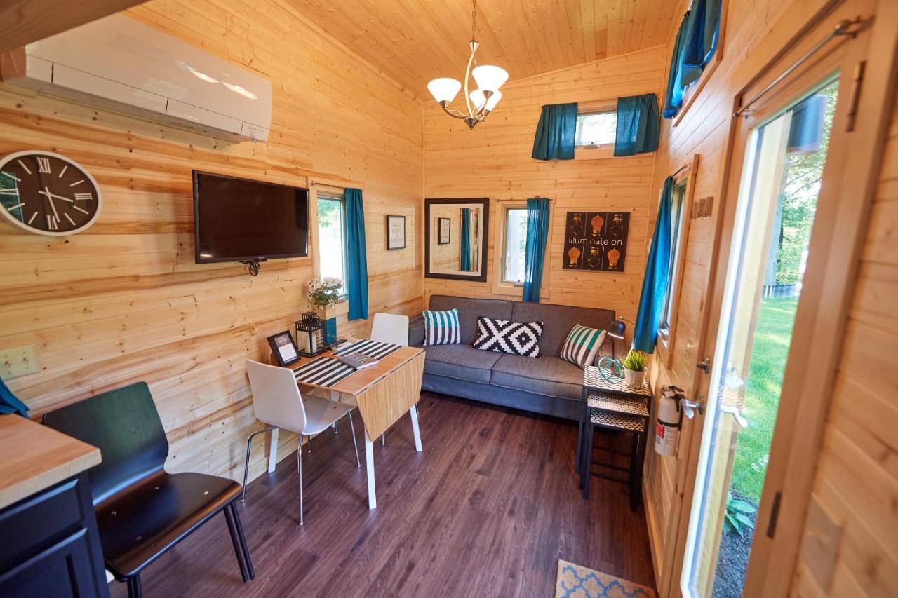 Tuxbury Pond Camping Resort Tiny House Emerson South Hampton Exterior photo